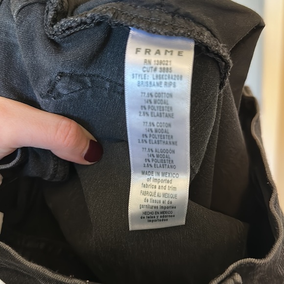 Frame Le High Skinny Crop Distressed Washed Black Sz 26 - Picture 10 of 11